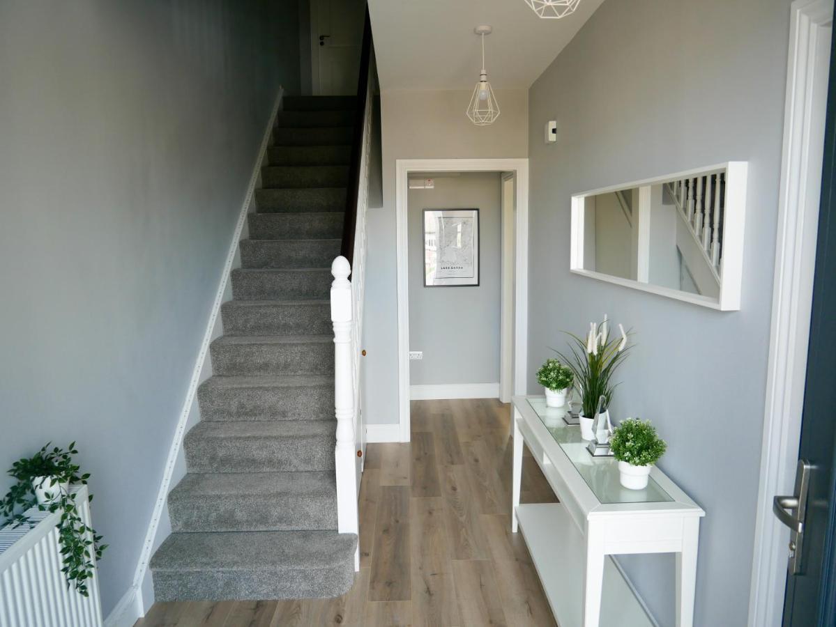 Entire Modern Home With Seaview And Parking Виклоу Экстерьер фото
